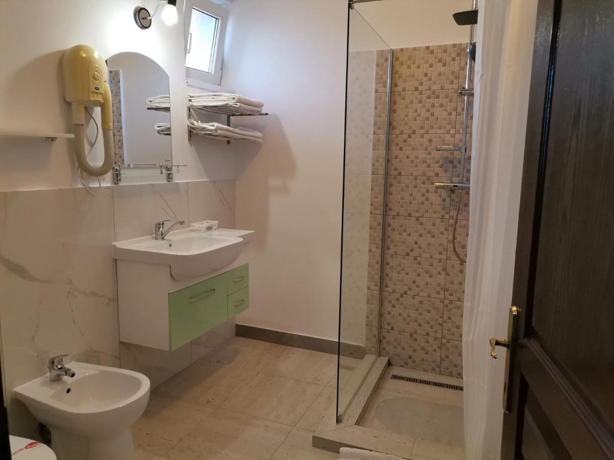 Motel Davios Târgu Jiu 외부 사진